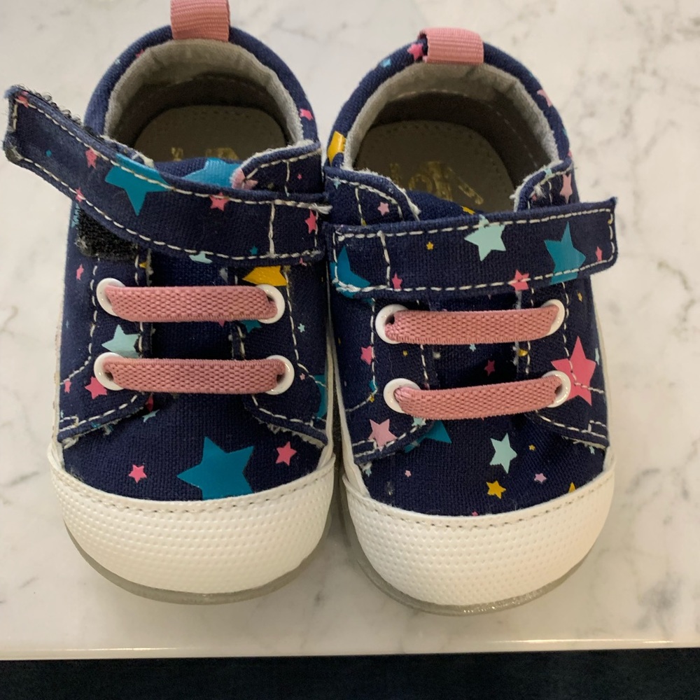 See Kai Run size 4 NWOT but have the box!